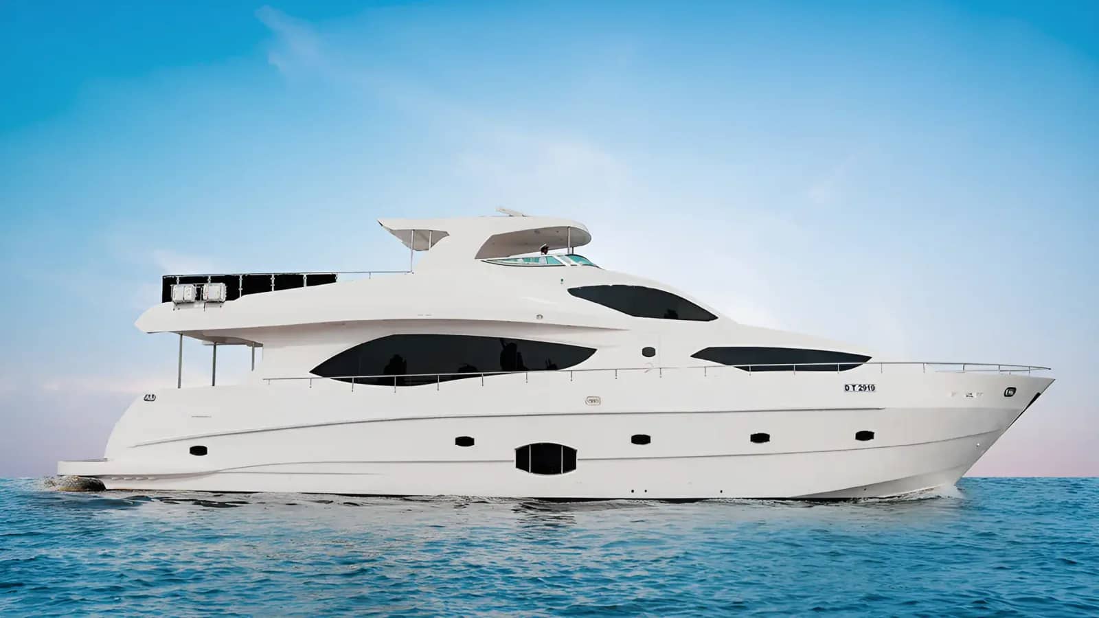 Icon Yacht Charter: Experience Dubai, United Arab Emirates