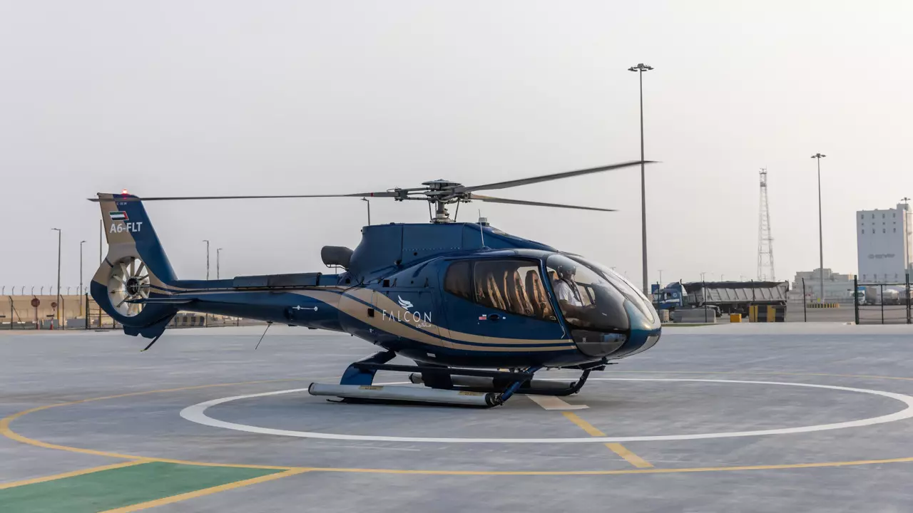 Helicopter Flight Abu Dhabi: Experience Dubai, United Arab Emirates