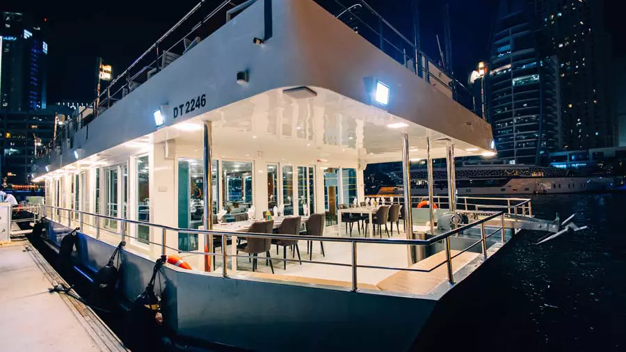 Alexandra Sea Lounge: Experience Dubai, United Arab Emirates
