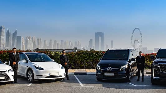 Private Transfers & Chauffeur Service: Experience Dubai, United Arab Emirates