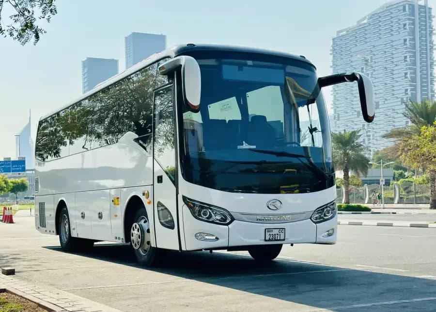 King Long 35-seat coach in white, front three-quarter